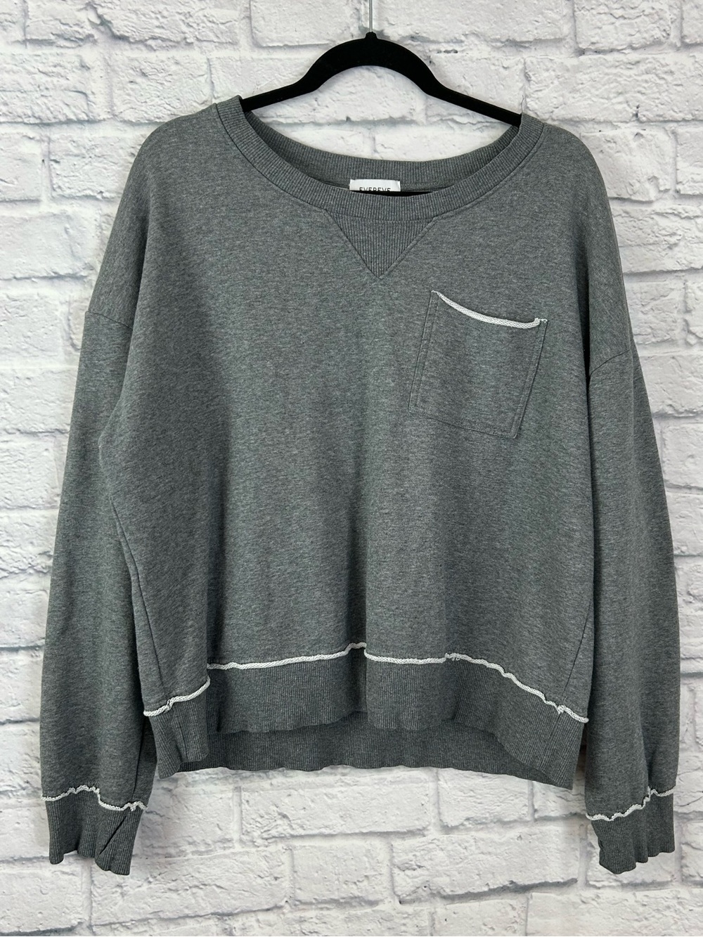EVEREVE XL Gray Oversized Sweatshirt Exposed Seams Pocket Thumbhole Pullover
